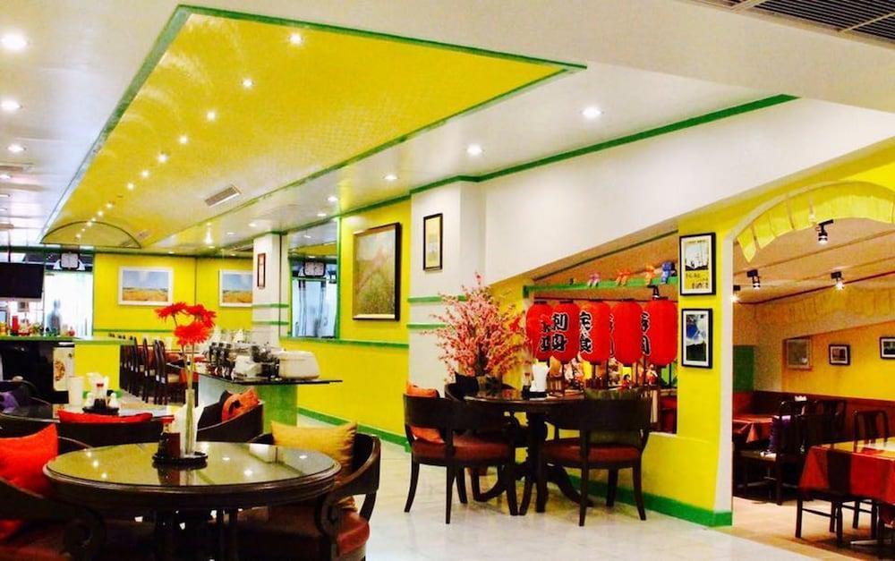 Yellow Ribbon Hills Boutique Suites Banguecoque Exterior foto